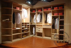 易高定制衣帽間，專業(yè)的才最舒心