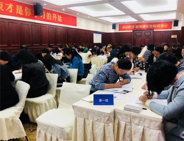 培養(yǎng)復(fù)合型人才，塑造職業(yè)化團隊 | 易高商學(xué)院《精英店長導(dǎo)購特訓(xùn)營》圓滿結(jié)束