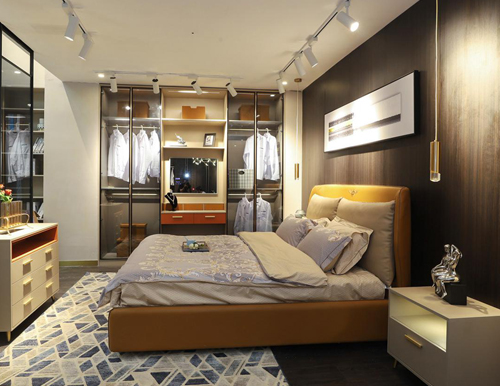  定制衣柜應(yīng)該怎么選品牌？定制衣柜多少預(yù)算合適？