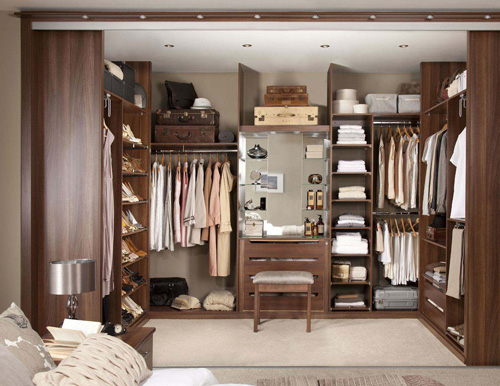  定制衣柜費(fèi)用，定制衣柜有哪些省錢技巧？