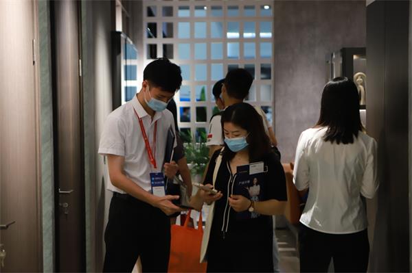 易高家居廣州建博會(huì)