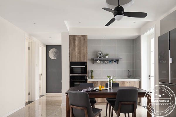 如何選擇適合自己的全屋定制家具？