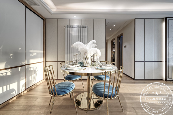 定制家具的優(yōu)點(diǎn)和特點(diǎn)有哪些？