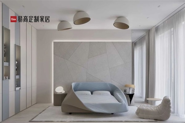 定制衣柜時(shí)什么樣的板材最適合我們？