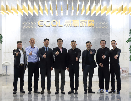  歡迎德國海蒂詩中國區(qū)董事總經(jīng)理吳小天一行蒞臨易高家居參觀交流！