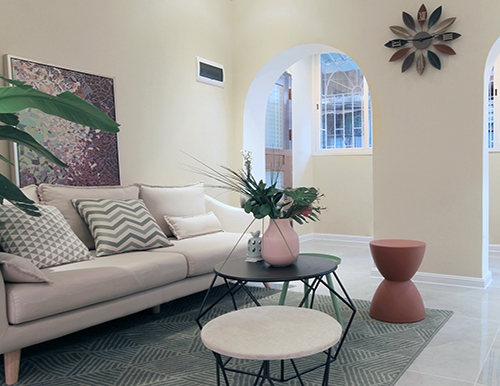 客廳太小，如何設(shè)計(jì)才顯得寬敞？